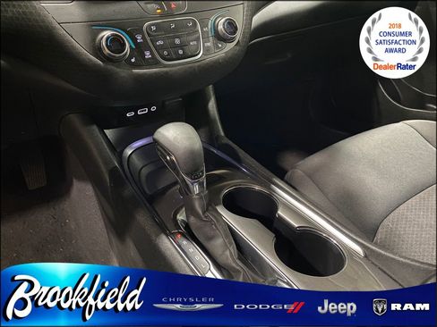 Used 2023 Chevrolet Malibu LT FWD image 24