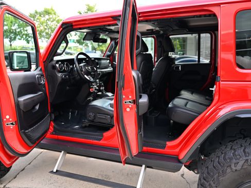 Used 2023 Jeep Wrangler Unlimited Rubicon 392 AWD/4WD image 33