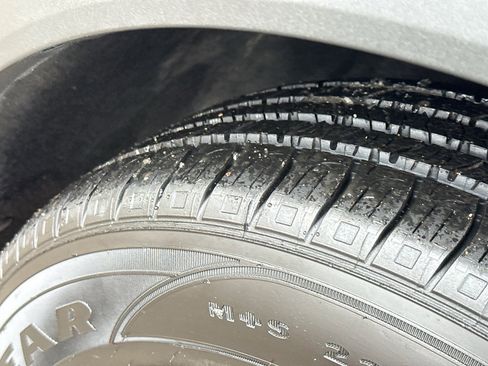 Used 2022 Ford Escape SE w/ Convenience Package image 11