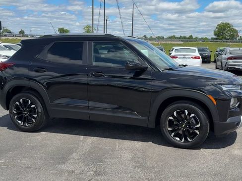 Used 2023 Chevrolet TrailBlazer LT FWD image 8