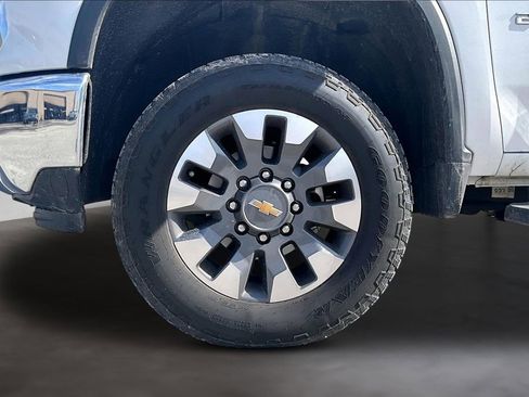 Used 2024 Chevrolet Silverado 2500 LT w/ All Star Edition image 31