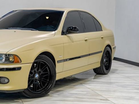 Used 2003 BMW M5 RWD image 8