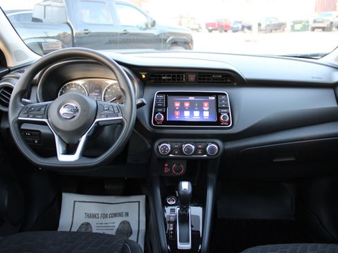 Used 2021 Nissan Kicks S image 14