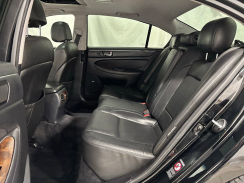 Used 2011 Hyundai Genesis 3.8 w/ Technology Pkg 4 image 13