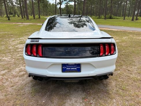Used 2021 Ford Mustang GT Premium w/ Equipment Group 401A RWD image 4