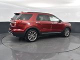 Used 2016 Ford Explorer Limited image 3