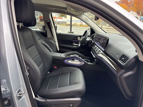 Certified 2025 Mercedes-Benz GLS 450 4MATIC image 13