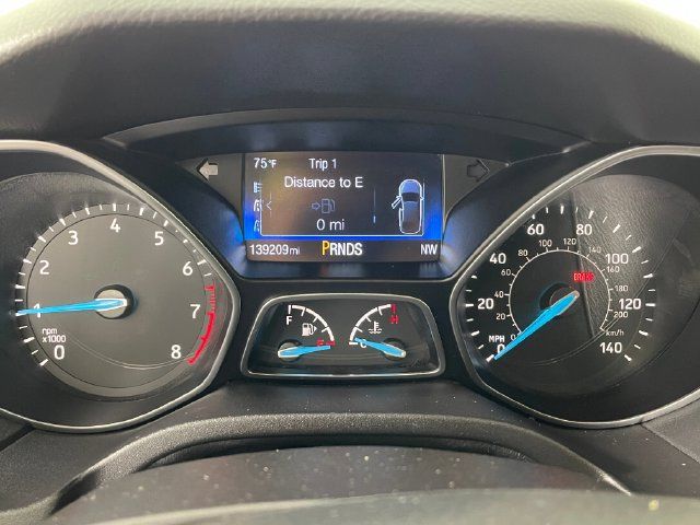 Used 2016 Ford Focus SE w/ Equipment Group 201A FWD image 5