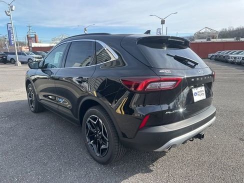 New 2026 Ford Escape Platinum w/ Premium Technology Package image 5