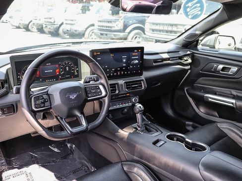 Used 2024 Ford Mustang GT RWD image 13