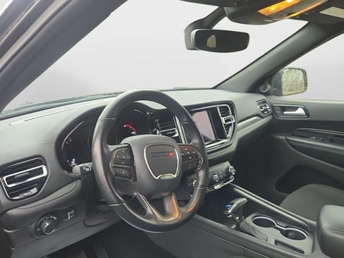 Used 2024 Dodge Durango SXT w/ 3rd Row Seating Group image 3