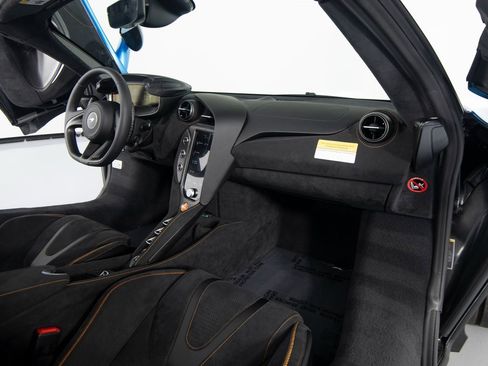 New 2026 McLaren 750S Spider image 28