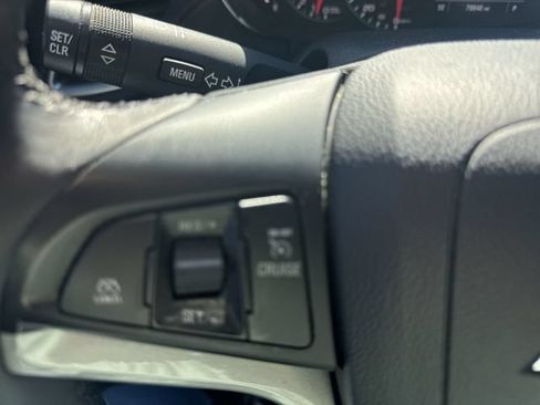 Certified 2022 Chevrolet Trax LT w/ LT Convenience Package AWD/4WD image 32