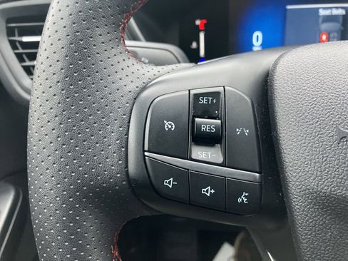 Used 2025 Ford Escape ST-Line Select image 25