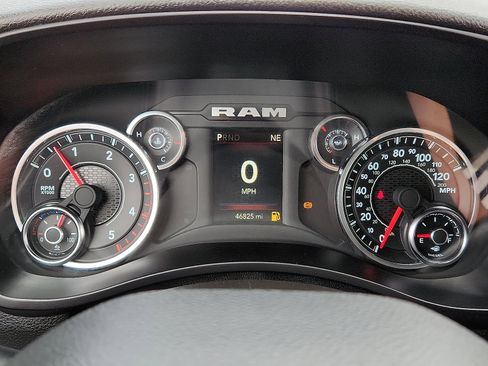 Used 2024 RAM 3500 SLT w/ Quick Order Package 2YG SLT AWD/4WD image 18