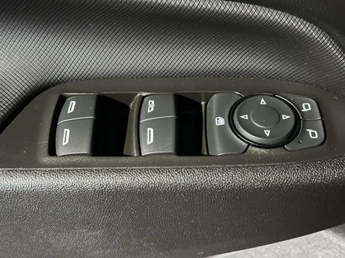 Used 2024 Chevrolet Equinox RS w/ LPO, Floor Liner Package AWD/4WD image 19