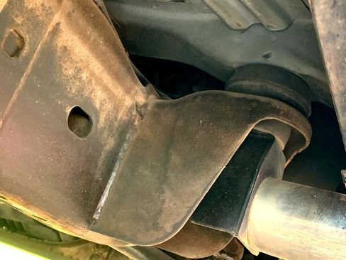 Used 2007 GMC Sierra 2500 SLE w/ EZ-Lift Tailgate Package image 38