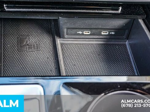 Used 2024 Volkswagen Atlas Cross Sport SE image 42