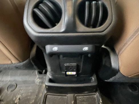Used 2021 Jeep Wrangler Unlimited Sahara w/ Cold Weather Group AWD/4WD image 25