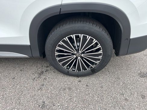 New 2026 Volkswagen Tiguan S image 19