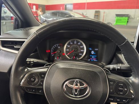 Used 2020 Toyota Corolla SE w/ Carpet Mat Package (TMS) FWD image 10