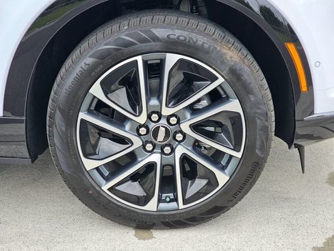 New 2026 Cadillac Optiq Sport 1 AWD/4WD image 9