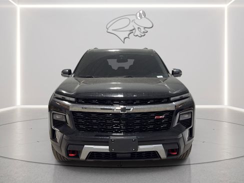 Used 2025 Chevrolet Traverse Z71 w/ Driver Confidence Package AWD/4WD image 9