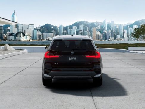 New 2026 BMW X1 xDrive28i image 5