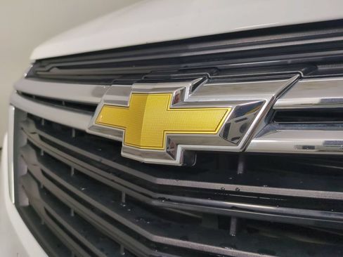 Used 2024 Chevrolet Equinox LT w/ Driver Convenience Package AWD/4WD image 13