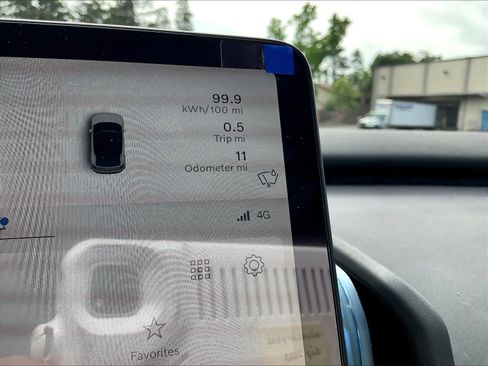 New 2026 Volvo EX30 Ultra w/ Protection Package Premier image 19