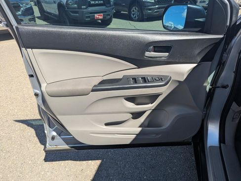 Used 2014 Honda CR-V LX image 9