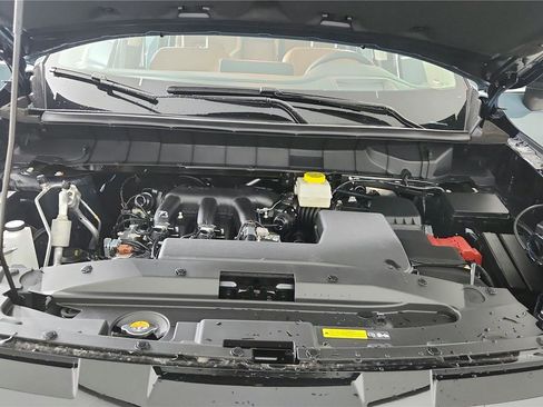 Used 2026 Nissan Pathfinder Platinum w/ Cargo Package AWD/4WD image 37