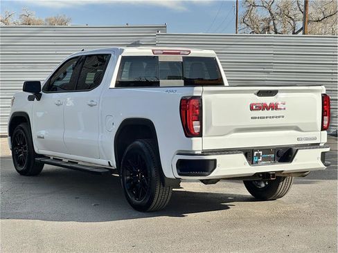 Used 2020 GMC Sierra 1500 Elevation w/ Elevation Value Package image 3