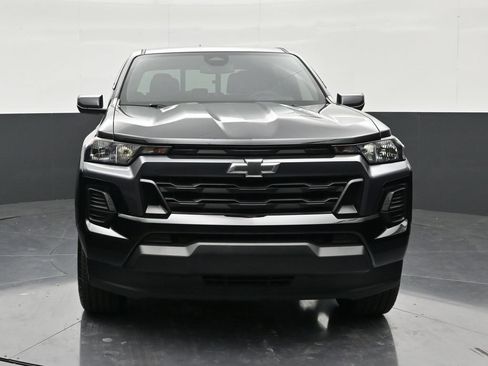 Used 2025 Chevrolet Colorado LT RWD image 8