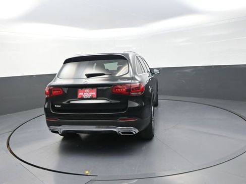 Used 2021 Mercedes-Benz GLC 300 4MATIC image 9
