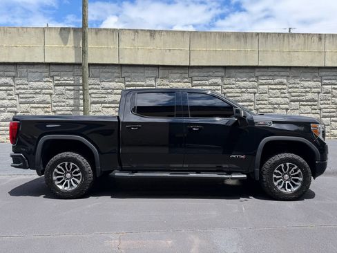 Used 2020 GMC Sierra 1500 AT4 w/ AT4 Premium Package AWD/4WD image 6