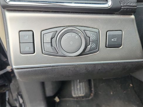 Used 2013 Lincoln MKX AWD image 15