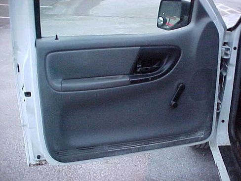 Used 2010 Ford Ranger XL image 27