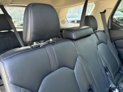 Used 2024 Honda Pilot Touring image 35