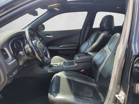 Used 2020 Dodge Charger SXT w/ Leather Interior Group RWD image 16