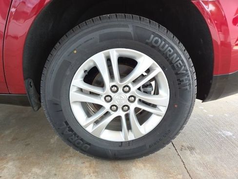 Used 2020 Buick Enclave Essence FWD image 66