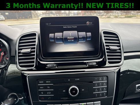 Used 2019 Mercedes-Benz GLE 400 4MATIC w/ Premium 1 Package image 17