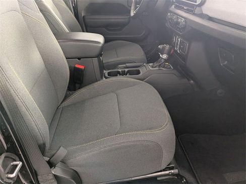 Certified 2024 Jeep Wrangler Sport S image 29