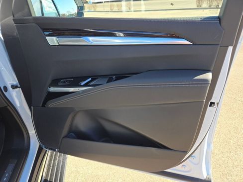 New 2026 Cadillac Escalade Luxury w/ Touring Package image 7