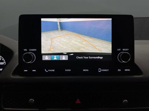 Used 2023 Honda Civic Sport image 8