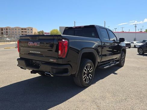 Used 2023 GMC Sierra 1500 AT4 w/ Technology Package AWD/4WD image 5