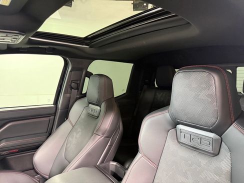 Used 2025 Toyota Tacoma TRD Pro AWD/4WD image 14
