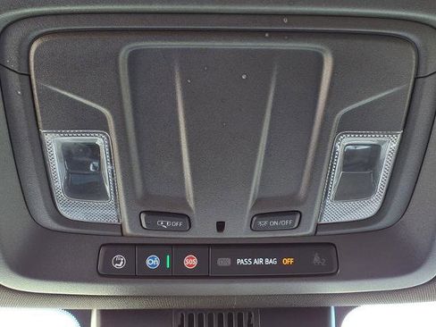 Certified 2023 GMC Sierra 1500 SLT image 17