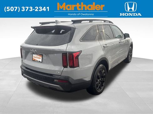 Used 2023 Kia Sorento S AWD/4WD image 5