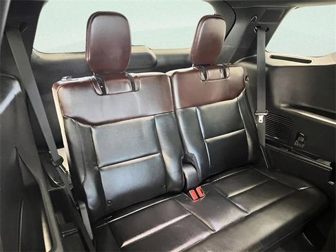 Used 2022 Ford Explorer Platinum w/ Equipment Group 601A image 11